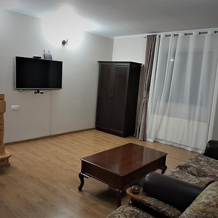 Guest House Metreveli Borjomi Bagian luar foto
