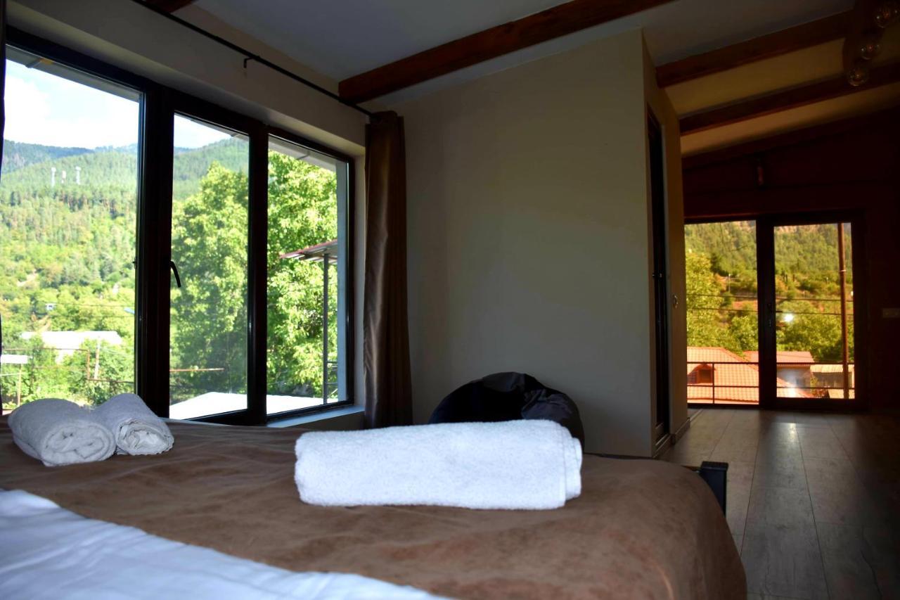 Guest House Metreveli Borjomi Bagian luar foto
