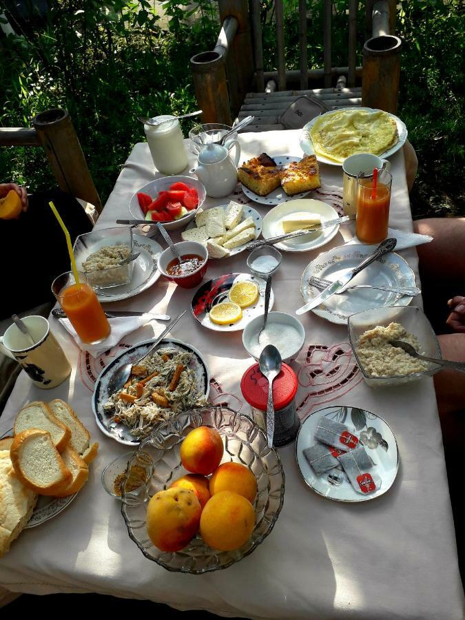 Guest House Metreveli Borjomi Bagian luar foto